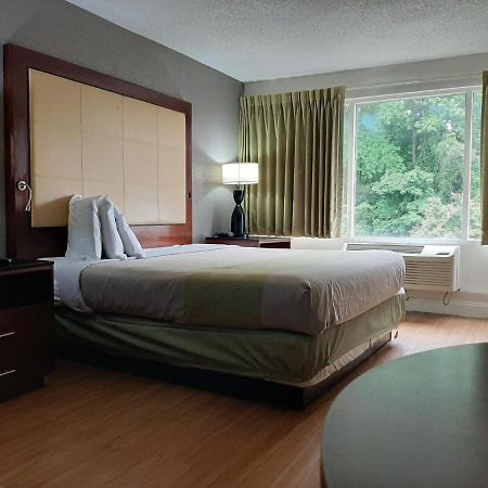 Econo Lodge Airport Near Billy Graham Parkway Charlotte Zewnętrze zdjęcie