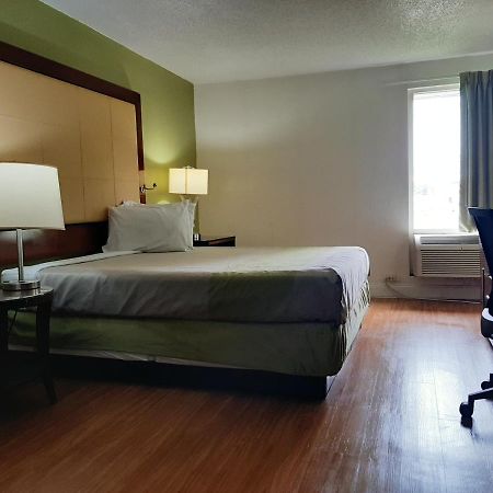 Econo Lodge Airport Near Billy Graham Parkway Charlotte Zewnętrze zdjęcie