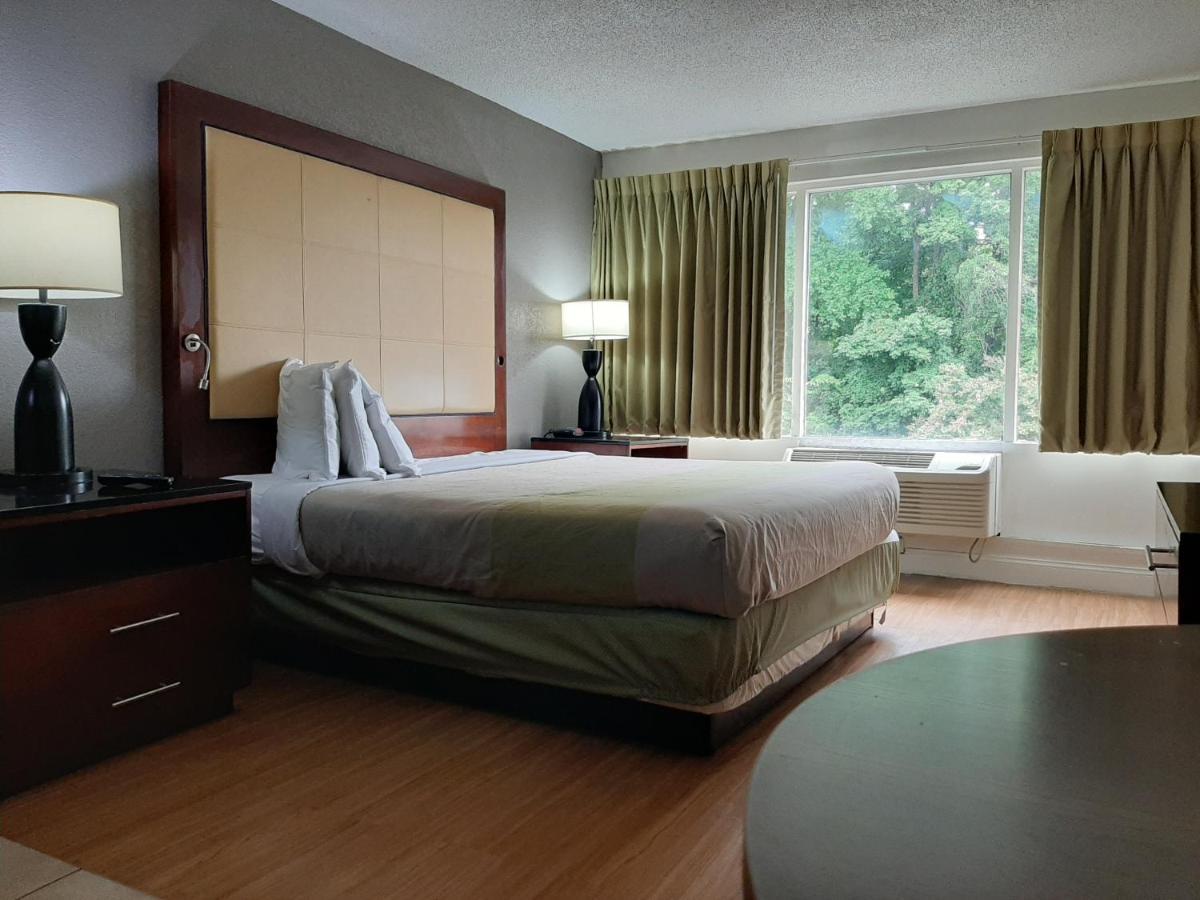 Econo Lodge Airport Near Billy Graham Parkway Charlotte Zewnętrze zdjęcie
