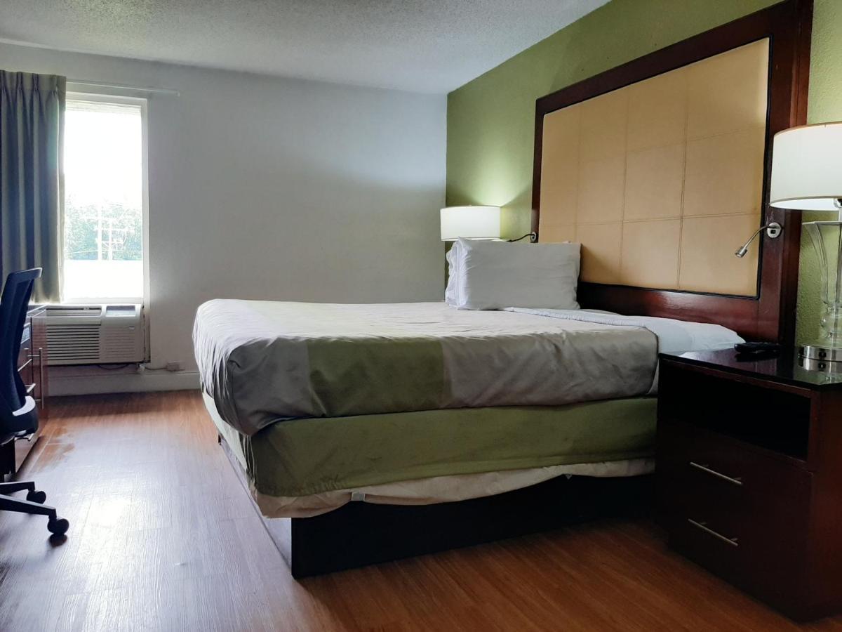 Econo Lodge Airport Near Billy Graham Parkway Charlotte Zewnętrze zdjęcie
