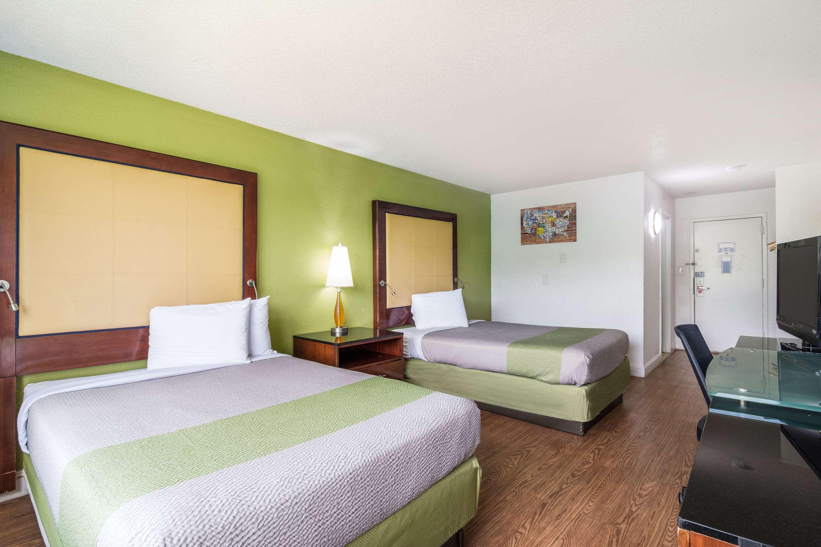 Econo Lodge Airport Near Billy Graham Parkway Charlotte Zewnętrze zdjęcie