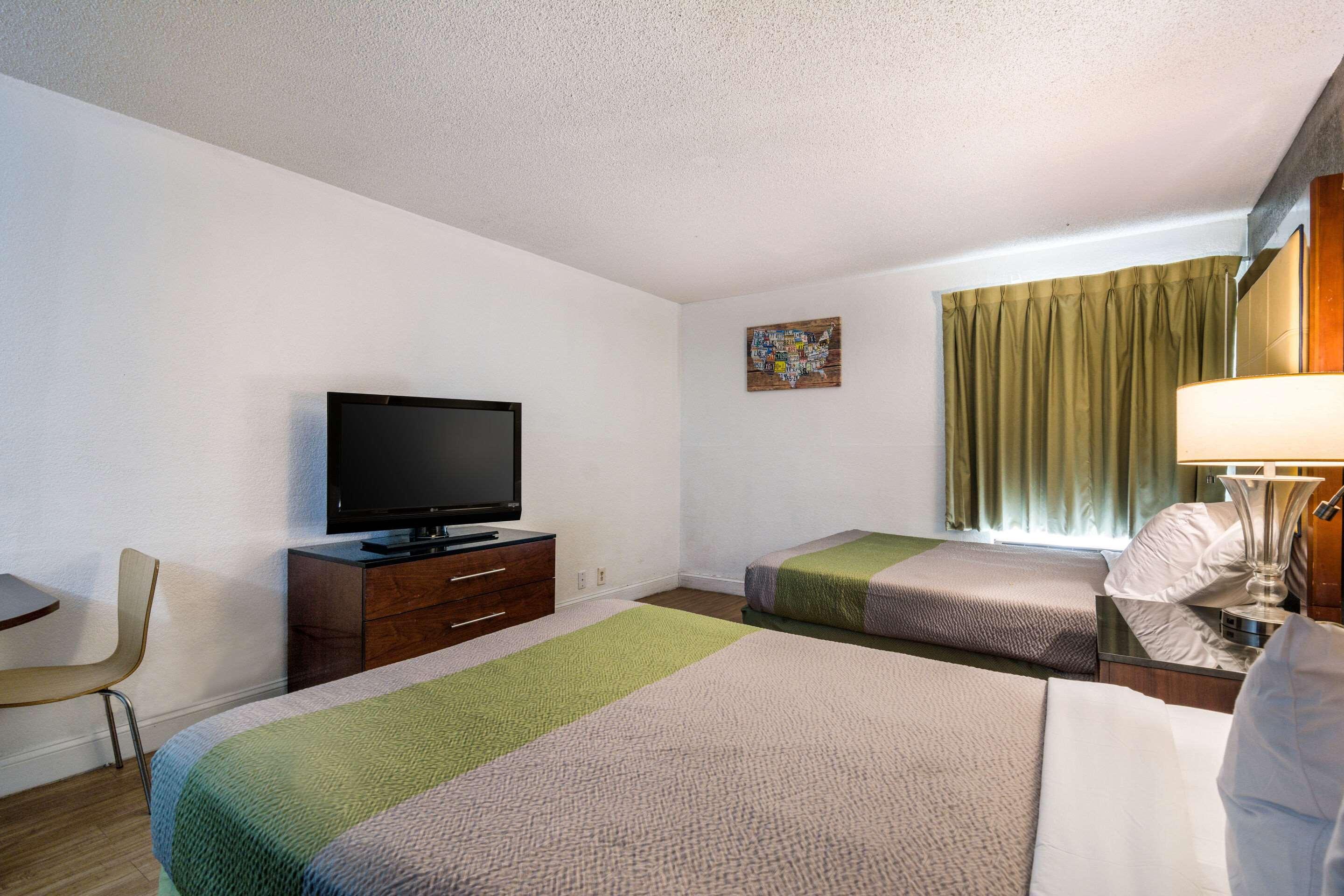 Econo Lodge Airport Near Billy Graham Parkway Charlotte Zewnętrze zdjęcie