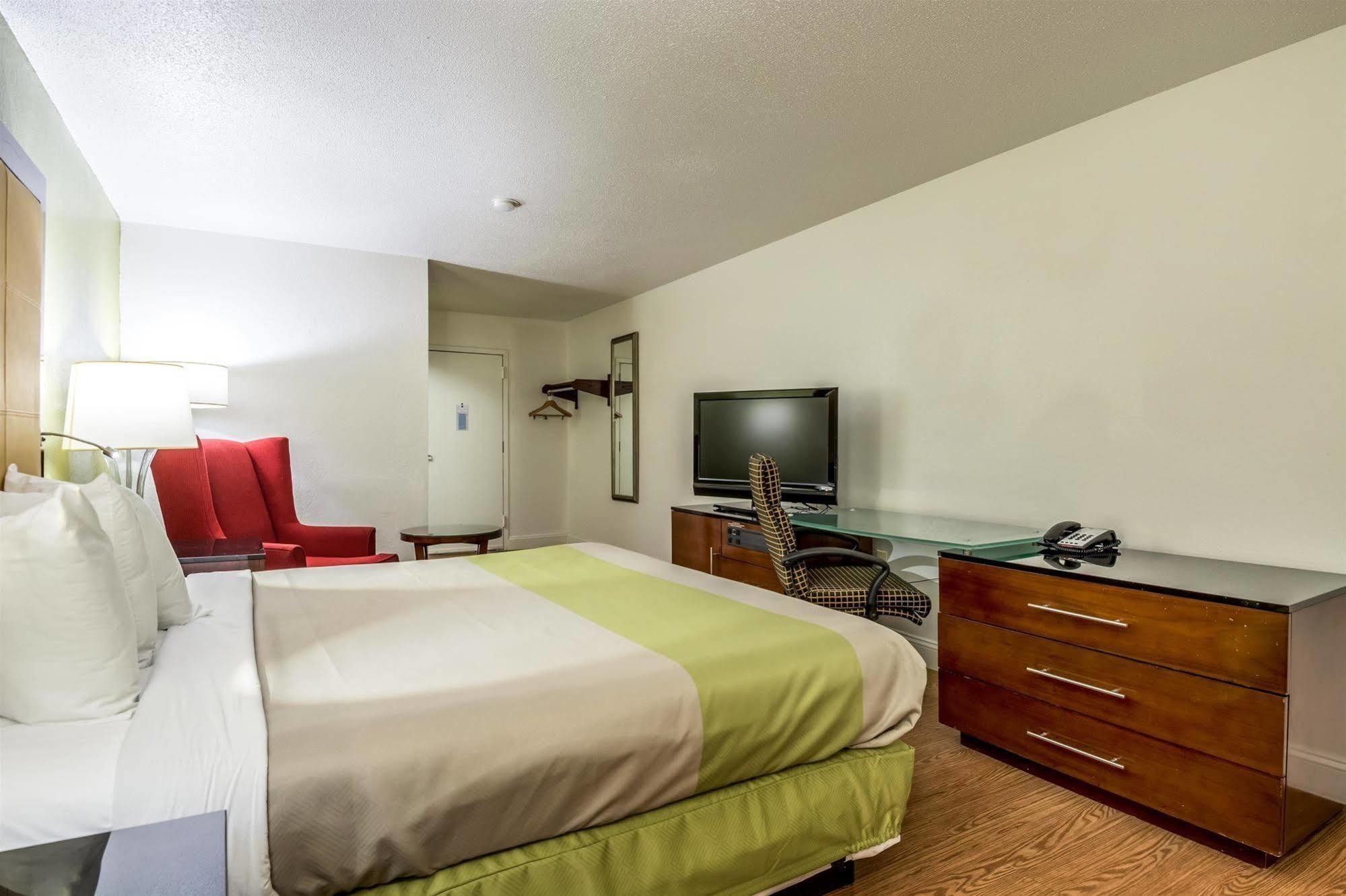 Econo Lodge Airport Near Billy Graham Parkway Charlotte Zewnętrze zdjęcie