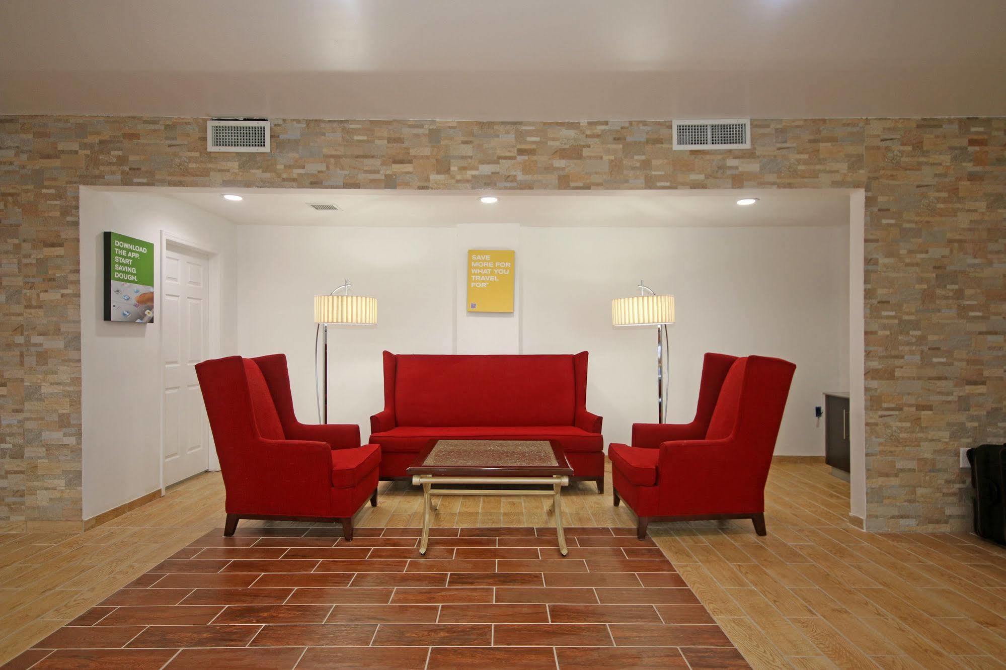 Econo Lodge Airport Near Billy Graham Parkway Charlotte Zewnętrze zdjęcie