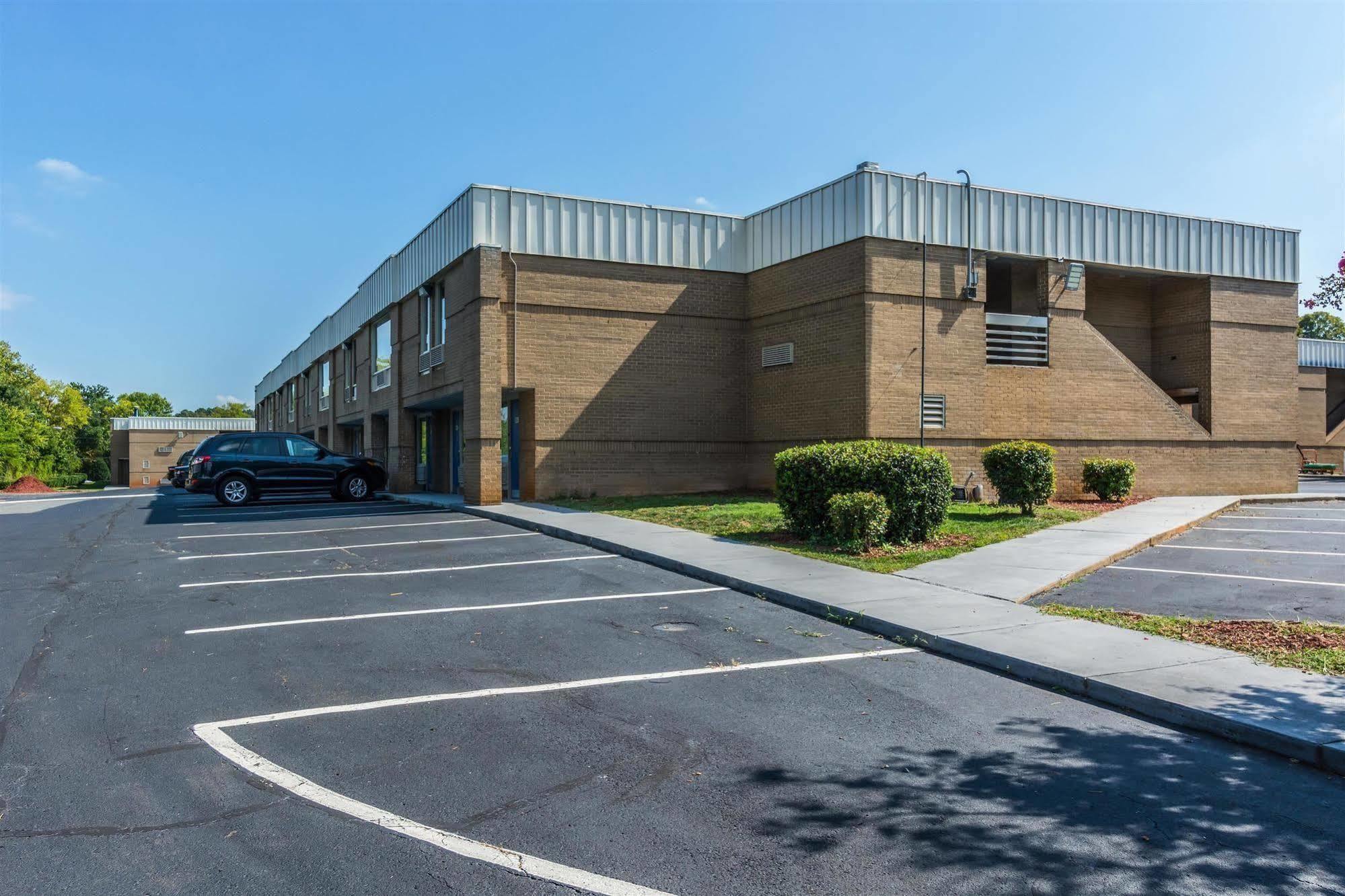Econo Lodge Airport Near Billy Graham Parkway Charlotte Zewnętrze zdjęcie